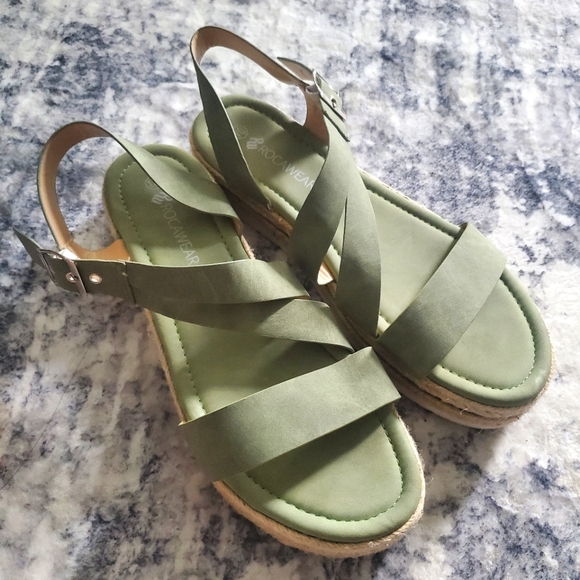Rocawear Shoes - Rocawear Women's Light Green Espadrille Platform Sandals size 10